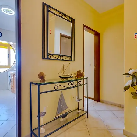 House Feliz Appartement *